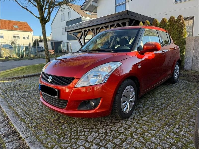 Gebraucht Suzuki Swift 75 PS (55 kW) 2012 Orange Kleinwagen
