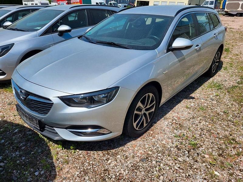 Grau Gebraucht 2020 Opel Insignia Kombi | 6.790 € (Teuer) - Bild 1/4