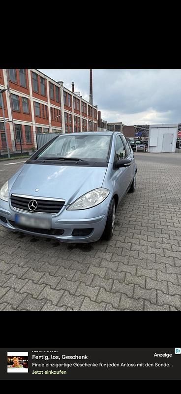 Blau Gebraucht 2006 Mercedes A150 Limousine | 3.900 € (Fairer Preis) - Bild 1/4