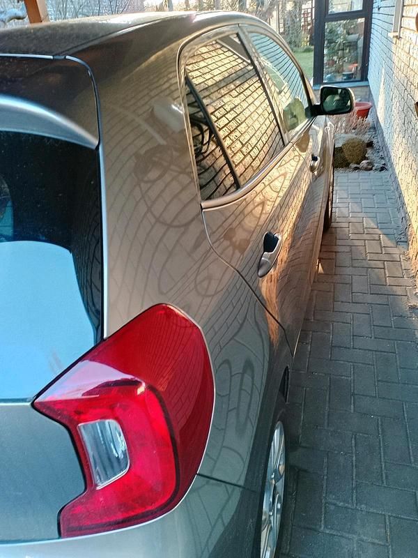 Gebraucht Kia Picanto 84 PS (61 kW) 2018 Grau Kleinwagen