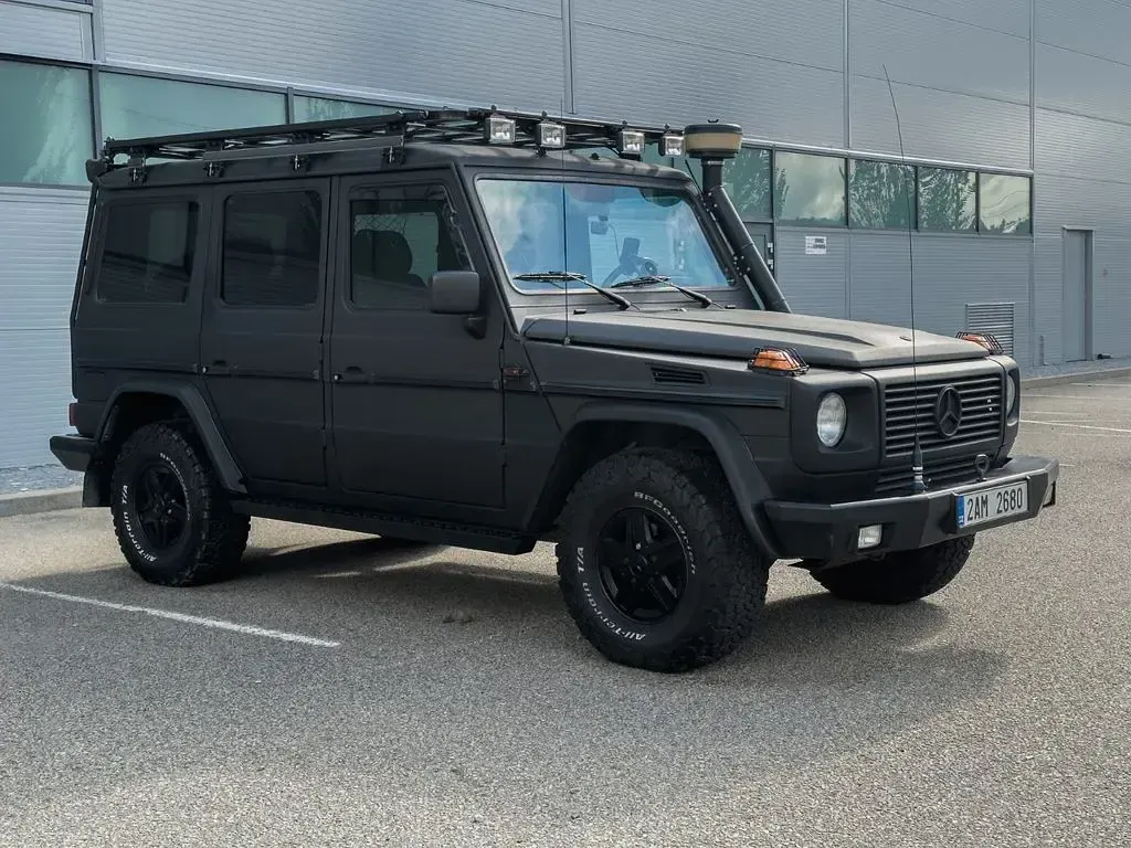 Gebraucht Mercedes G350 136 PS (100 kW) 1993 Schwarz SUV