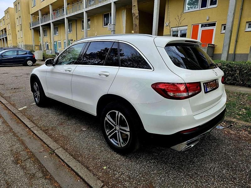 Gebraucht Mercedes GLC220 Exclusive 170 PS (125 kW) 2016 SUV