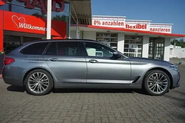 Gebraucht BMW 530 Luxury Line 252 PS (185 kW) 2017 Grau Limousine
