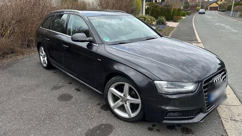 Gebraucht Audi A4 Ambition 150 PS (110 kW) 2013 Grau Kombi