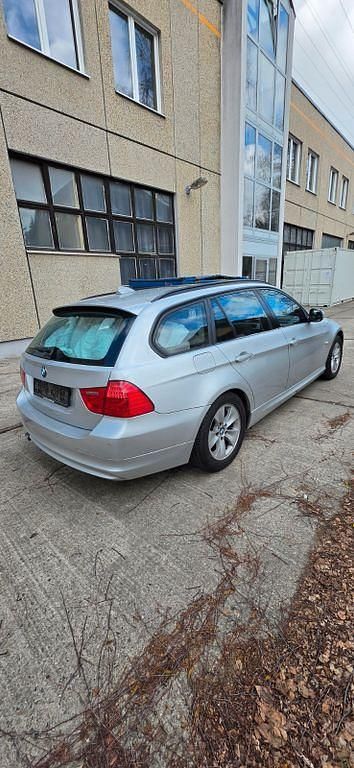 Gebraucht BMW 320 Exclusive 184 PS (135 kW) 2011 Silber Kombi