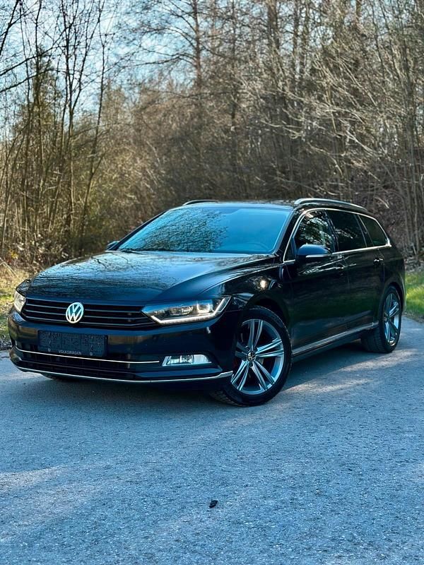 Gebraucht VW Passat Highline 150 PS (110 kW) 2015 Schwarz Kombi