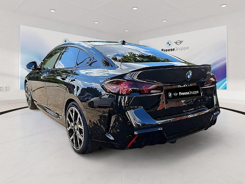 Gebraucht BMW 220 Performance 163 PS (119 kW) 2025 Schwarz Coupé