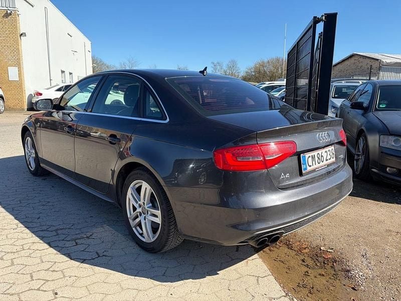 Gebraucht Audi A4 S-Line 120 PS (88 kW) 2015 Grau Limousine