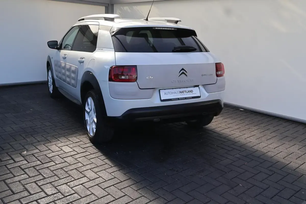 Gebraucht Citroën C4 99 PS (72 kW) 2017 Weiß SUV