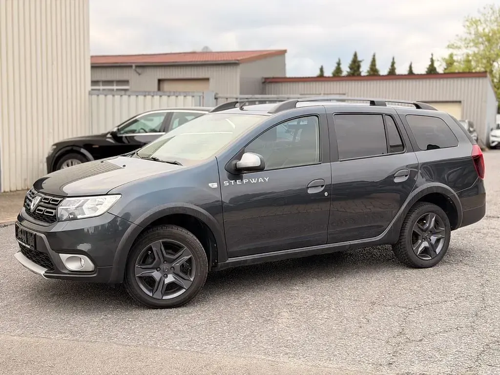 Gebraucht Dacia Logan MCV Stepway 90 PS (66 kW) 2018 Limousine