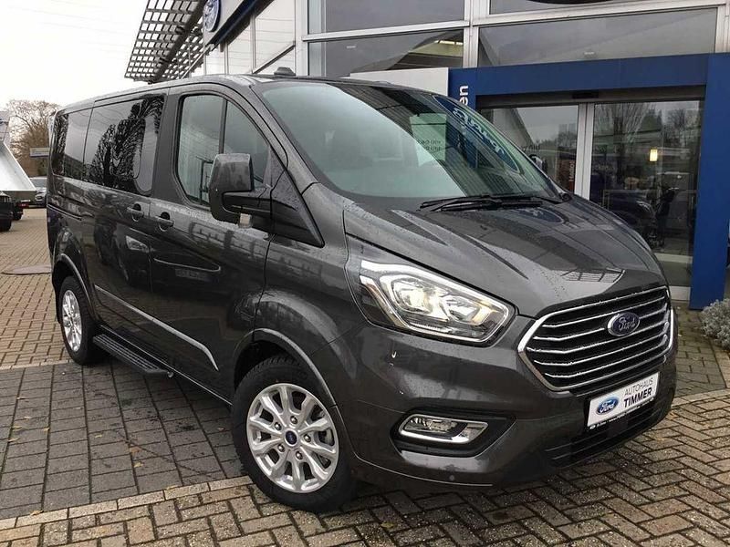 Gebraucht Ford Tourneo Titanium 150 PS (110 kW) 2023 Grau Van / Kleinbus