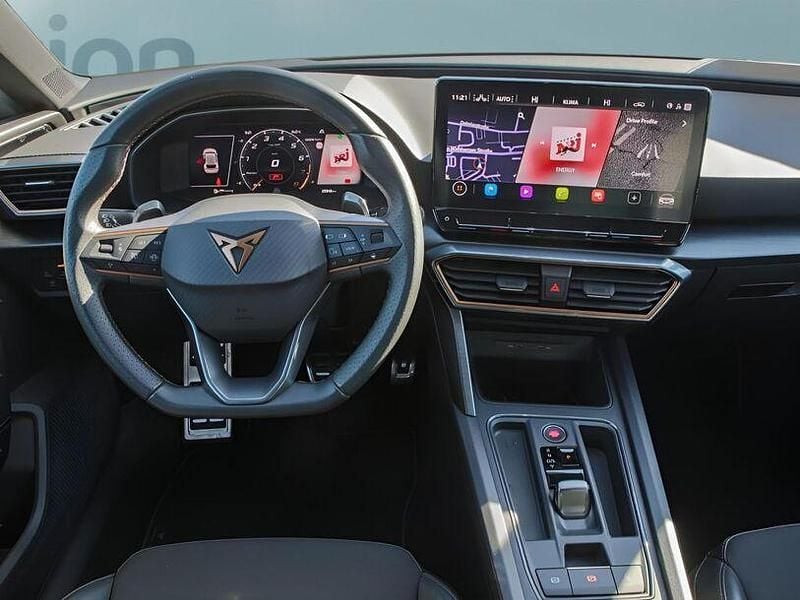 Gebraucht Cupra Leon VZ 300 PS (220 kW) 2024 Weiß Kleinwagen