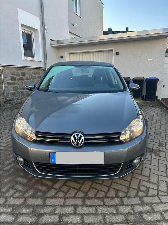 Gebraucht VW Golf VI Highline 105 PS (77 kW) 2011 Grau Kleinwagen