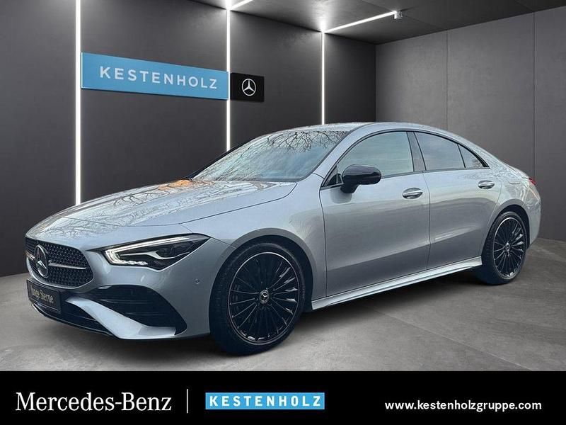 Silber Gebraucht 2024 Mercedes CLA200 AMG line Limousine | 37.790 € (Etwas zu teuer) - Bild 1/4