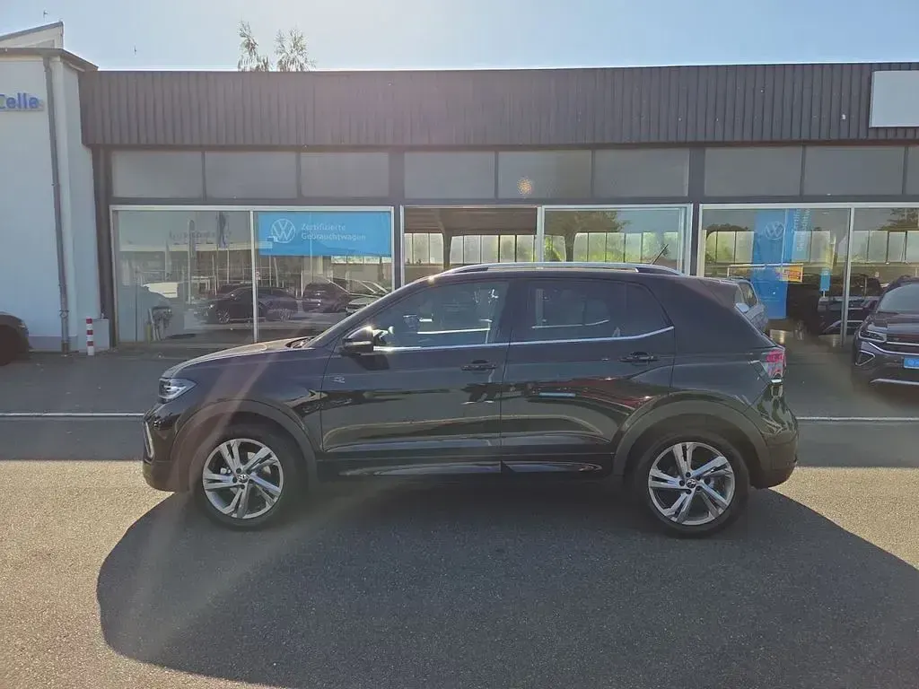 Gebraucht VW T-Cross R-line 150 PS (110 kW) 2025 Schwarz metallic SUV
