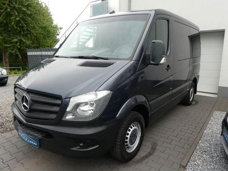 Gebraucht Mercedes Sprinter 143 PS (105 kW) 2018 Tenoritgrau Van