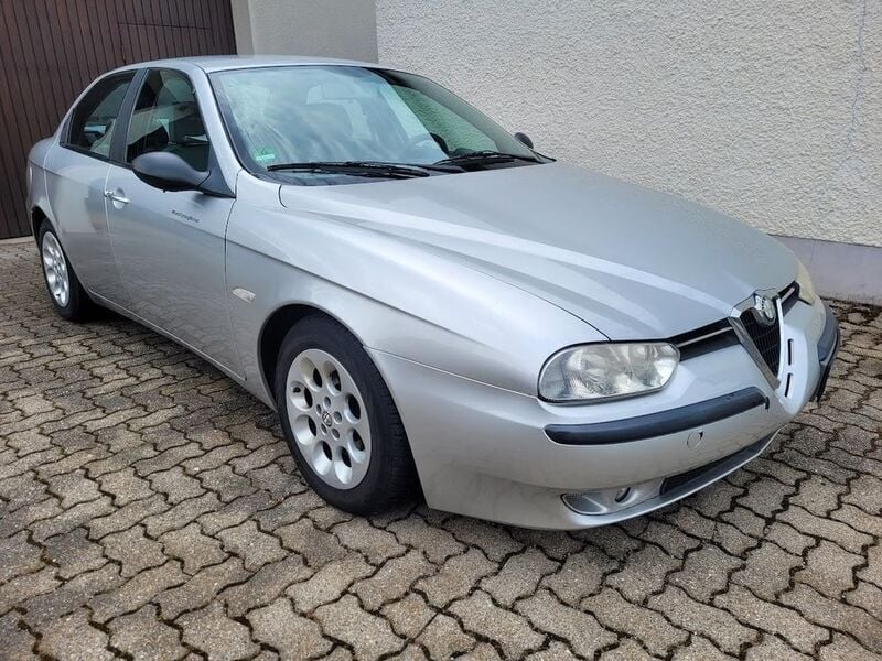 Silber Gebraucht 2001 Alfa Romeo 156 Limousine | 1.490 € - Bild 1/4
