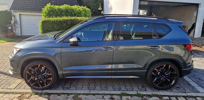 Grau Gebraucht 2021 Cupra Ateca Limited Edition SUV | 29.990 € (Superpreis) - Bild 1/4