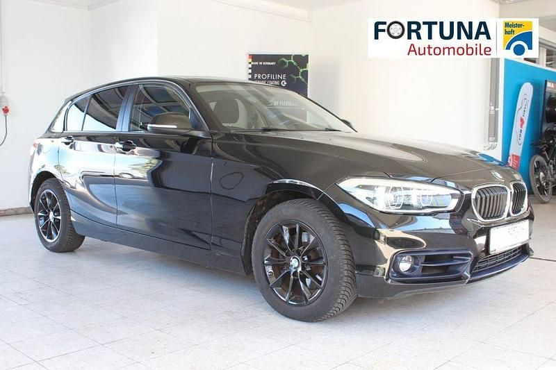 Schwarz Gebraucht 2016 BMW 120 Sport Line Kleinwagen | 14.980 € (Guter Preis) - Bild 1/4