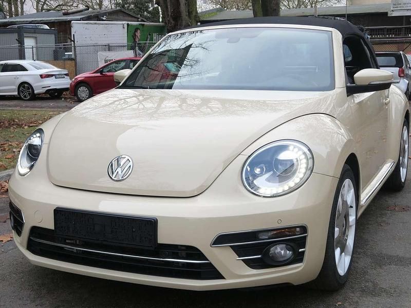 Gebraucht VW Beetle Cabriolet Edition 177 PS (130 kW) 2019 Reedbeige Cabrio