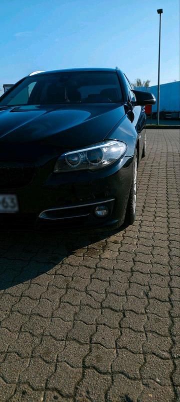 Gebraucht BMW 520 190 PS (139 kW) 2016 Schwarz Kombi