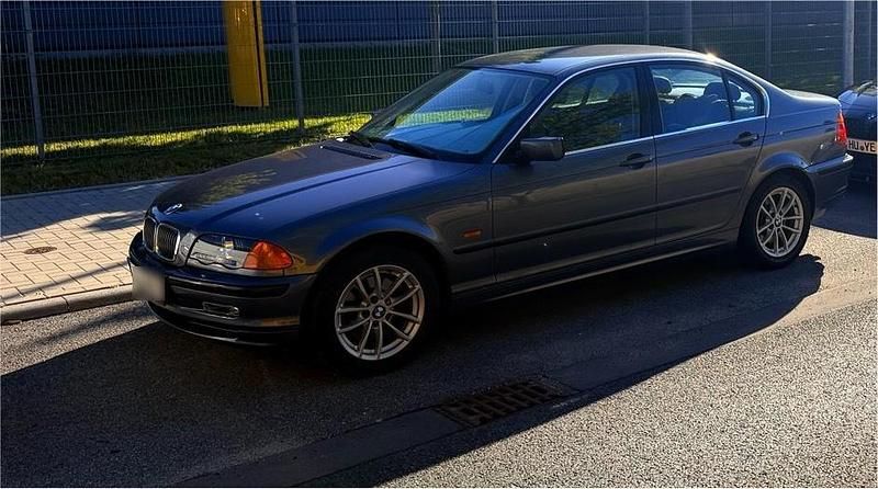 Second-hand BMW 328 193 CP (141 kW) 1999 Gri Berlinǎ
