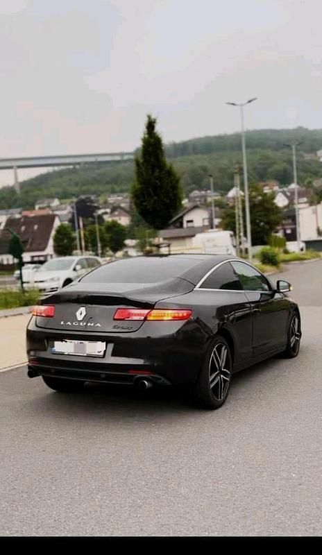 Schwarz Gebraucht 2009 Renault Laguna III Limousine | 3.499 € (Fairer Preis) - Bild 1/4
