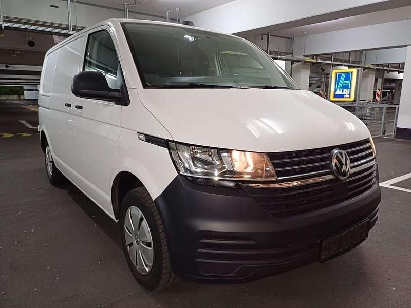 Gebraucht VW Transporter 110 PS (80 kW) 2021 Candyweiß Van