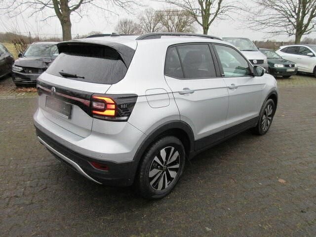 Gebraucht VW T-Cross Move 110 PS (80 kW) 2023 Reflexsilber (metallic) SUV