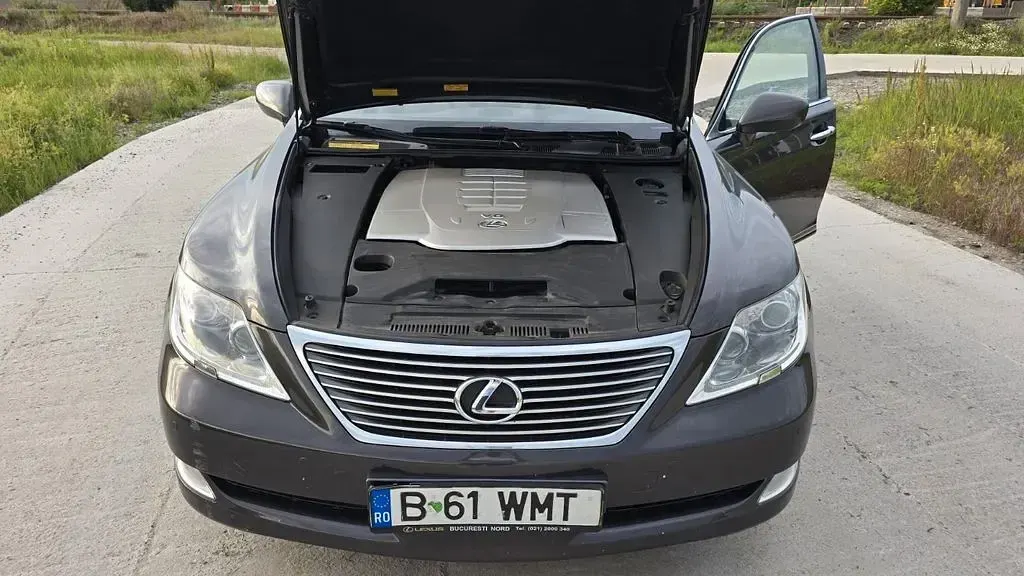 Gebraucht Lexus LS460 381 PS (280 kW) 2007 Braun Limousine