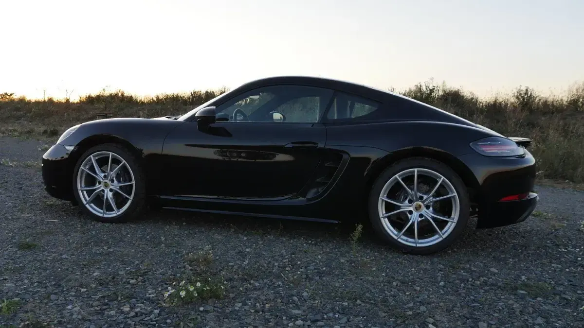 Gebraucht Porsche 718 Cayman 300 PS (220 kW) 2024 Schwarz Coupé