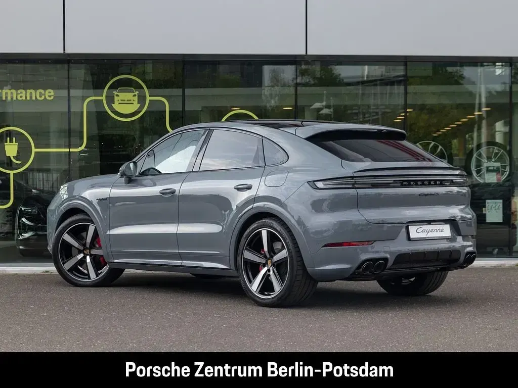 Gebraucht Porsche Cayenne S E-Hybrid Coupe 519 PS (381 kW) 2025 Grau SUV