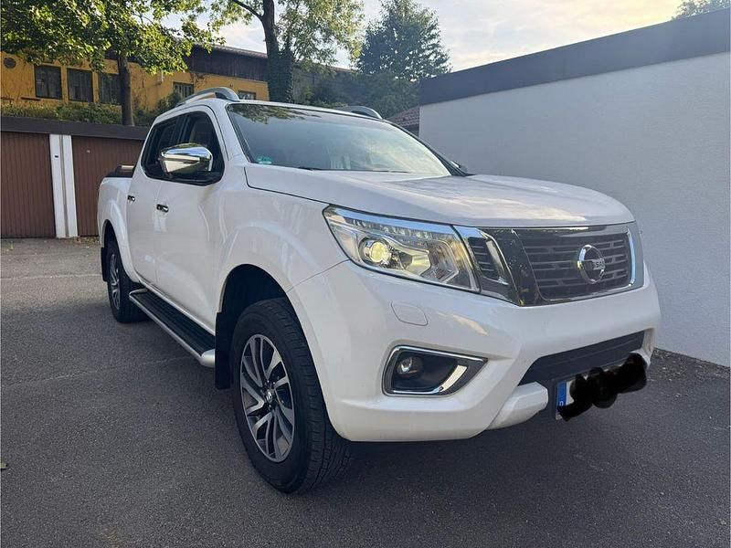 Weiß Gebraucht 2016 Nissan Navara Tekna Abholung | 14.500 € (Guter Preis) - Bild 1/4