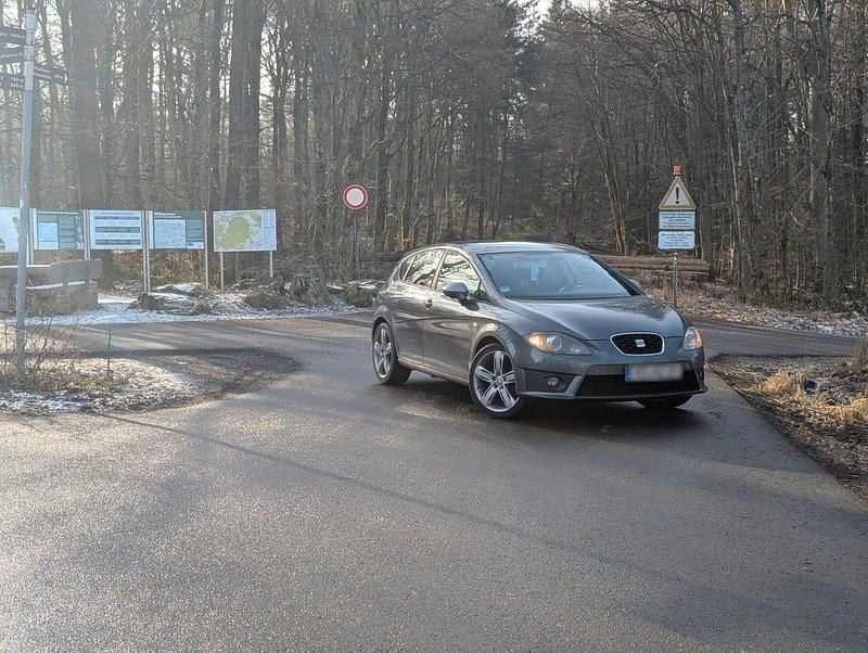 Usata Seat Leon FR 160 CV (117 kW) 2012 Grigio Berlina