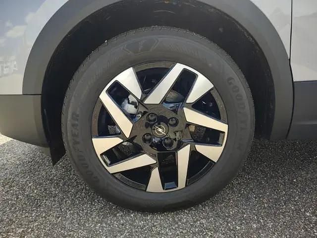 Gebraucht Opel Mokka Elegance 136 PS (100 kW) 2025 Lack grau artense/typ aussenve SUV