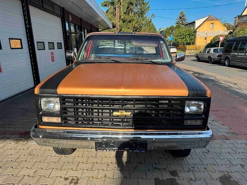 Rot Gebraucht 1989 Chevrolet 2500 SUV | 14.900 € - Bild 1/4