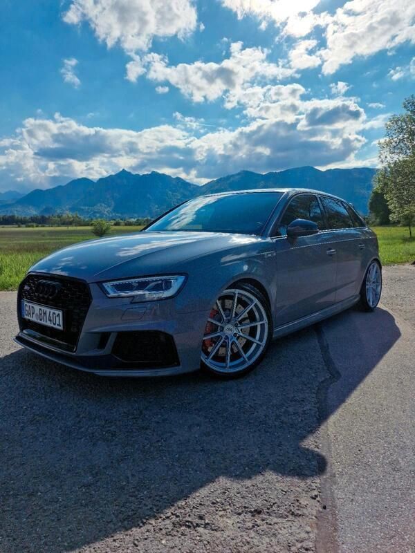 Grau Gebraucht 2018 Audi RS3 Kleinwagen | 46.000 € (Fairer Preis) - Bild 1/4