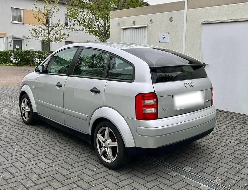 Usata Audi A2 75 CV (55 kW) 2001 Argento Utilitaria
