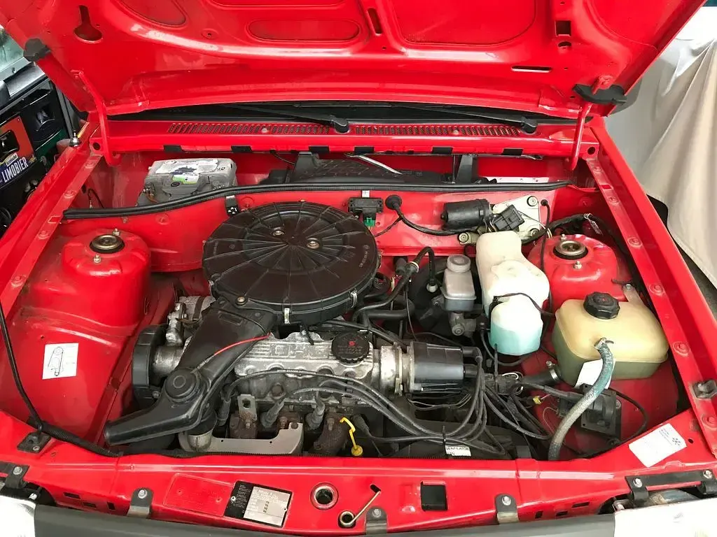 Gebraucht Opel Corsa 60 PS (44 kW) 1990 Rot Limousine