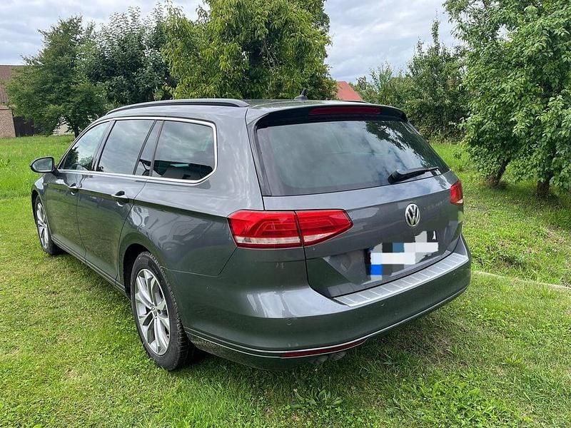 Gebraucht VW Passat 190 PS (139 kW) 2015 Grau Kombi