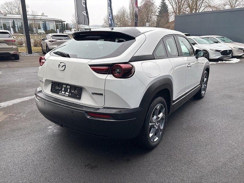 Gebraucht Mazda MX30 80 kW (110 PS) 2023 Arctic white SUV