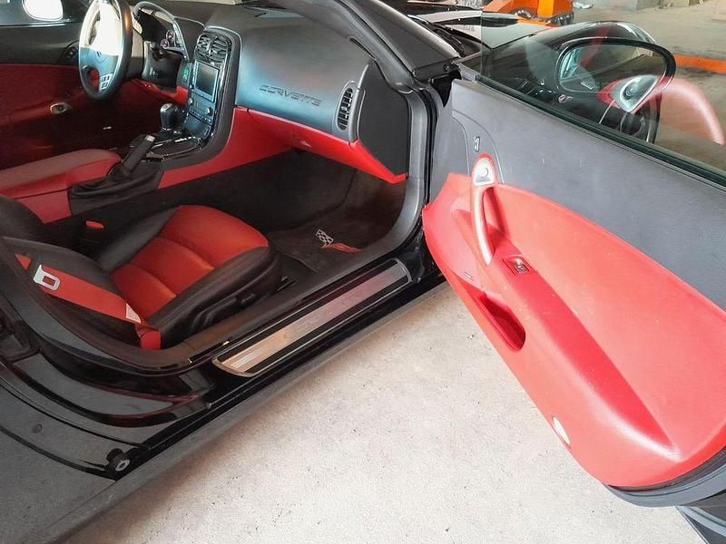 Second-hand Corvette C6 436 CP (320 kW) 2008 Negru Cabrio