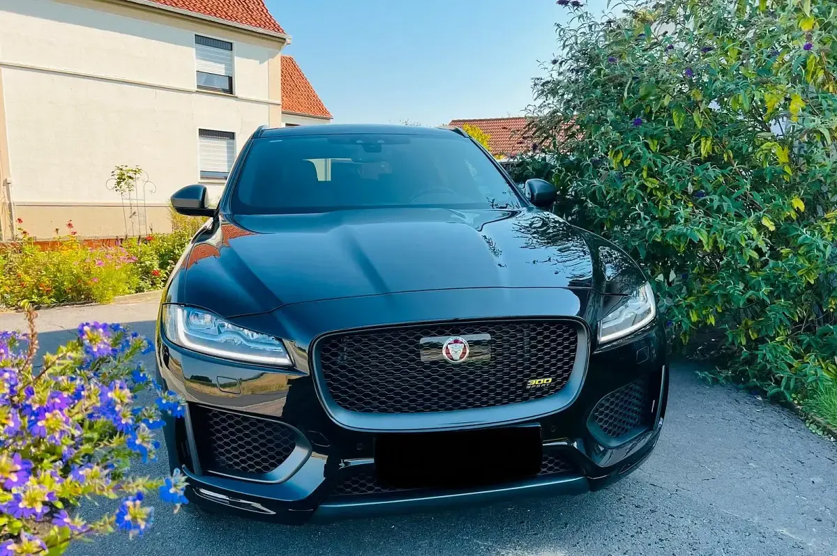 Gebraucht Jaguar F-Pace 300 PS (220 kW) 2020 Schwarz SUV