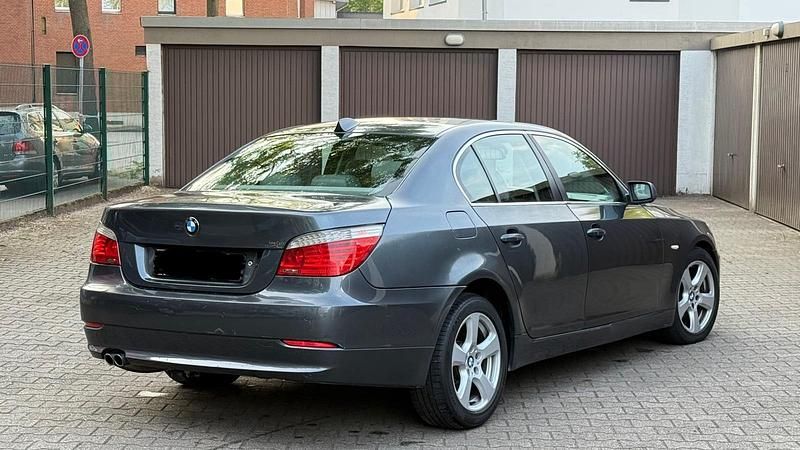 Gebraucht 2009 BMW 530 Limousine | 5.400 € (Superpreis) - Bild 1/4