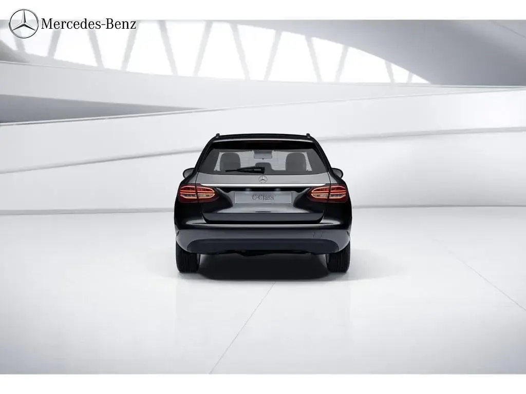 Gebraucht Mercedes C200 150 PS (110 kW) 2019 Metalliclack obsidianschwarz metallic Kombi