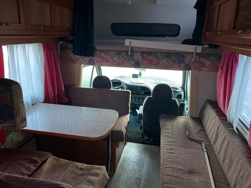 Weiß Gebraucht 1995 Ford Transit Van | 5.500 € - Bild 1/4