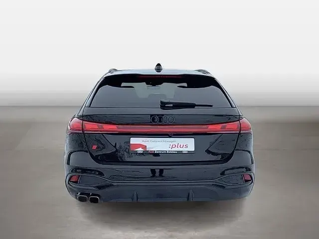 Gebraucht Audi A5 S-Line 204 PS (150 kW) 2024 Schwarz Kombi