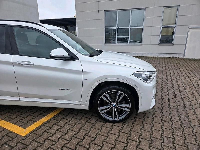 Używany BMW X1 190 KM (139 kW) 2017 Biały SUV