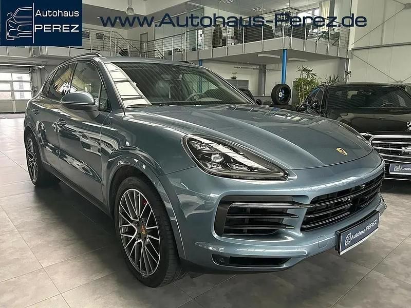 Blau Gebraucht 2018 Porsche Cayenne SUV | 56.998 € (Teuer) - Bild 1/4