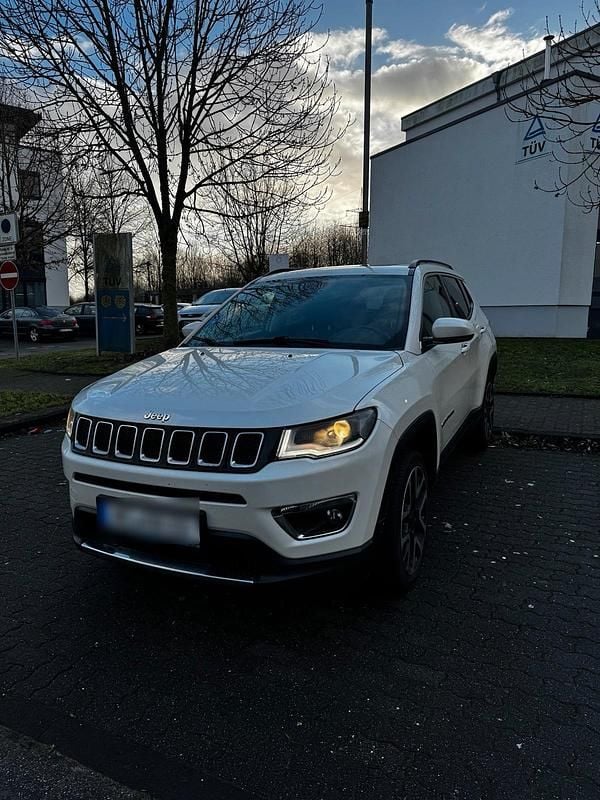 Gebraucht Jeep Compass Limited 170 PS (125 kW) 2017 Weiß SUV